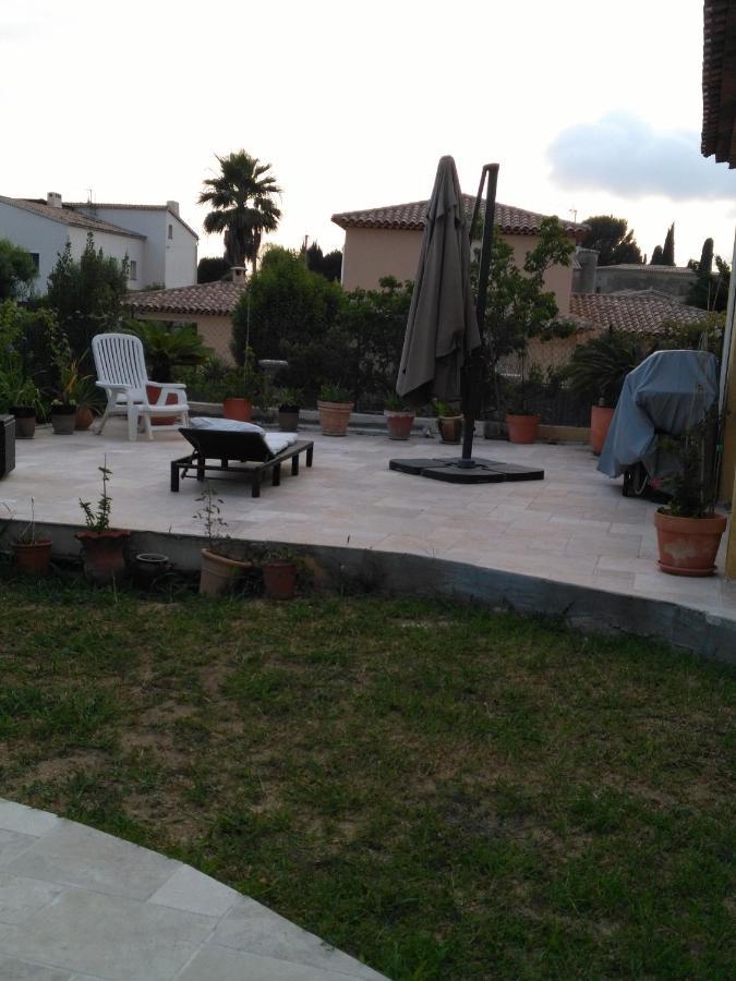 Chambres De La Terre Blanche Sanary-sur-Mer Eksteriør billede