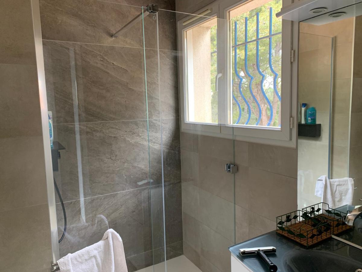 Chambres De La Terre Blanche Sanary-sur-Mer Eksteriør billede