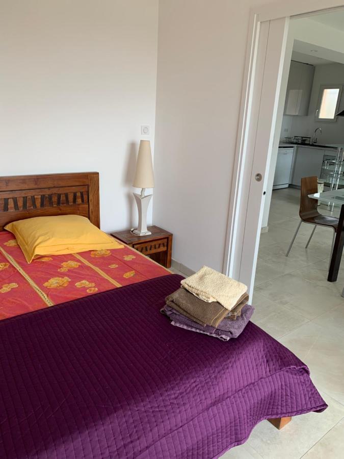 Chambres De La Terre Blanche Sanary-sur-Mer Eksteriør billede