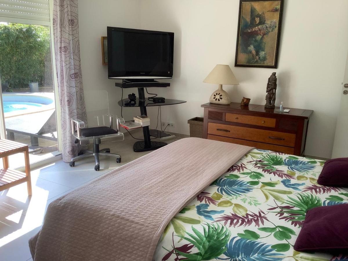 Chambres De La Terre Blanche Sanary-sur-Mer Eksteriør billede