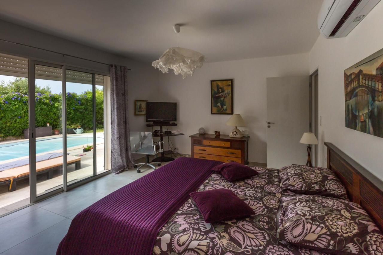 Chambres De La Terre Blanche Sanary-sur-Mer Eksteriør billede